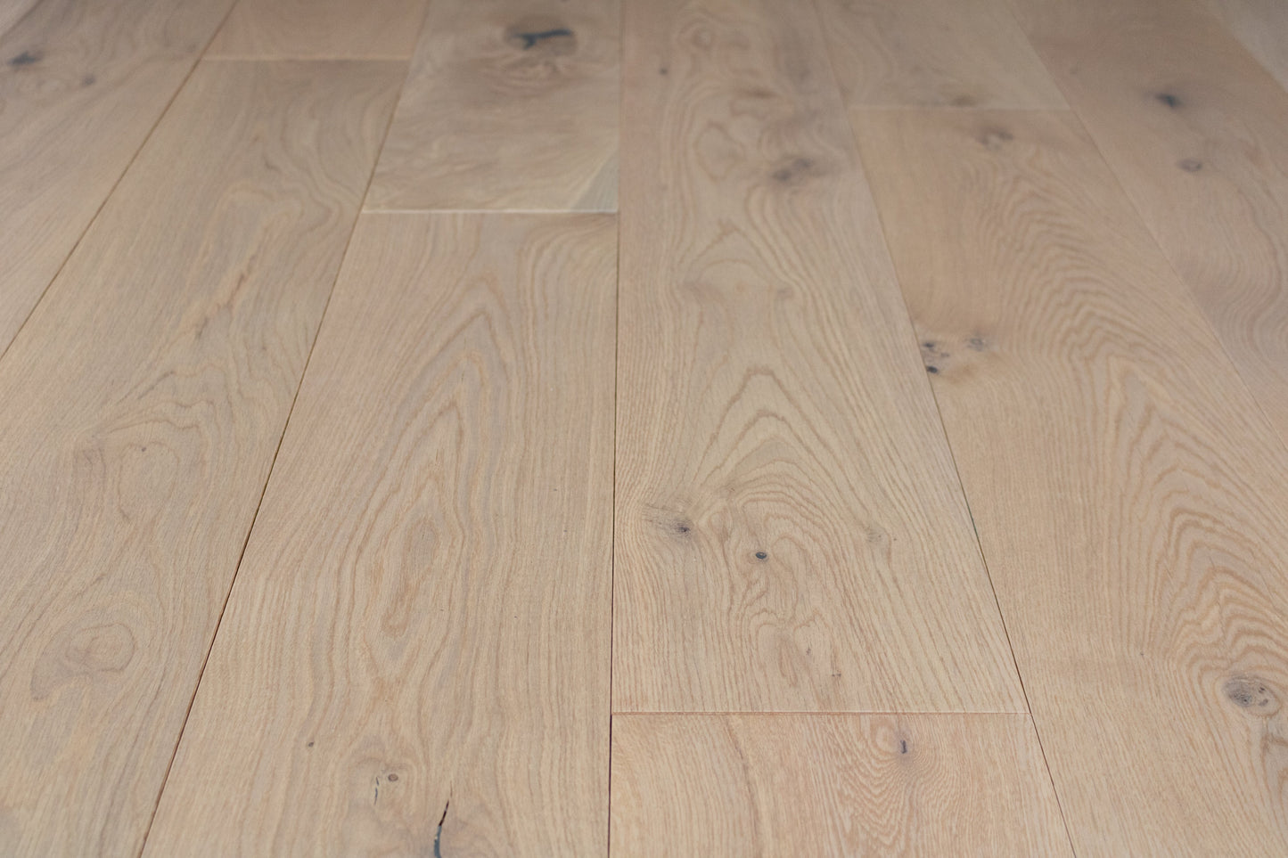 Harcourt White Oak